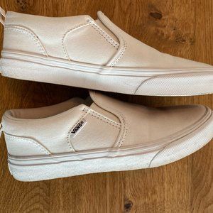 VANS Classic Slip Ons-White